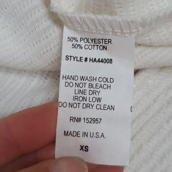 HashTag In Trend Ribbed Ballon Sleeve Pullover - Picture 4 of 7